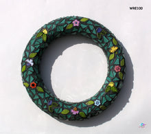 Load image into Gallery viewer, Wreath Mosaic Handmade WRE100
